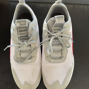 Puma, men’s size 11, white and grey